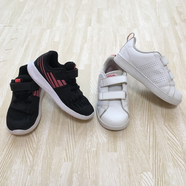 NIKE(ナイキ)の16cm adidas バルクリーン2 / NIKE スターランナー　まとめ売り キッズ/ベビー/マタニティのキッズ靴/シューズ(15cm~)(スニーカー)の商品写真