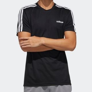 アディダス(adidas)の【送料無料】adidas/ アディダスの軽量高機能Tシャツ♪ 黒 XL 新品(Tシャツ/カットソー(半袖/袖なし))