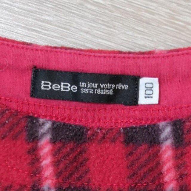 BeBe(ベベ)のBeBe ワンピース　100cm キッズ/ベビー/マタニティのキッズ服女の子用(90cm~)(ワンピース)の商品写真