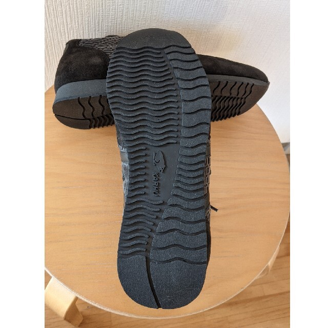 mina perhonen(ミナペルホネン)の新品未使用品 ミナペルホネン カルフ スニーカー 25cm レディースの靴/シューズ(スニーカー)の商品写真