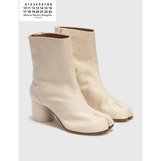 Maison Martin Margiela(マルタンマルジェラ)のMAISON MARGIELA TABI アンクルブーツ レディースの靴/シューズ(ブーツ)の商品写真