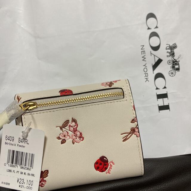 COACH(コーチ)のCOACH コーチ　新品　折財布　てんとう虫 レディースのファッション小物(財布)の商品写真