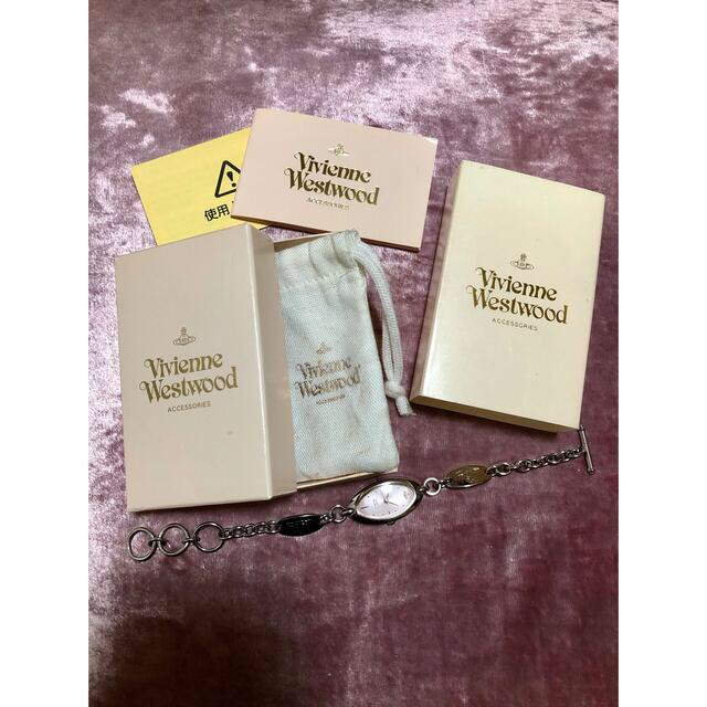 Vivienne Westwood - Vivienne ヴィヴィアン ウエストウッド Vivienne Westwood - Vivienne ヴィヴィアン ウエストウッド