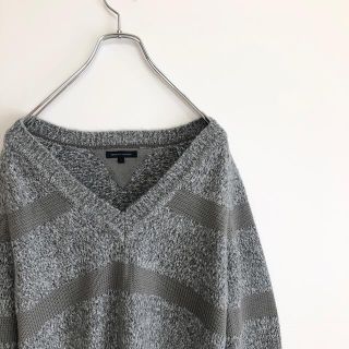 トミーヒルフィガー(TOMMY HILFIGER)の古着　トミーヒルフィガー　アクリルニット　Ｍ　ボーダー　Ｖネック　アンゴラ混(ニット/セーター)