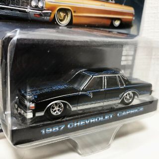 シボレー(Chevrolet)のGL/'87 Chevyシボレー Capriceカプリス ローライダー 1/64(ミニカー)