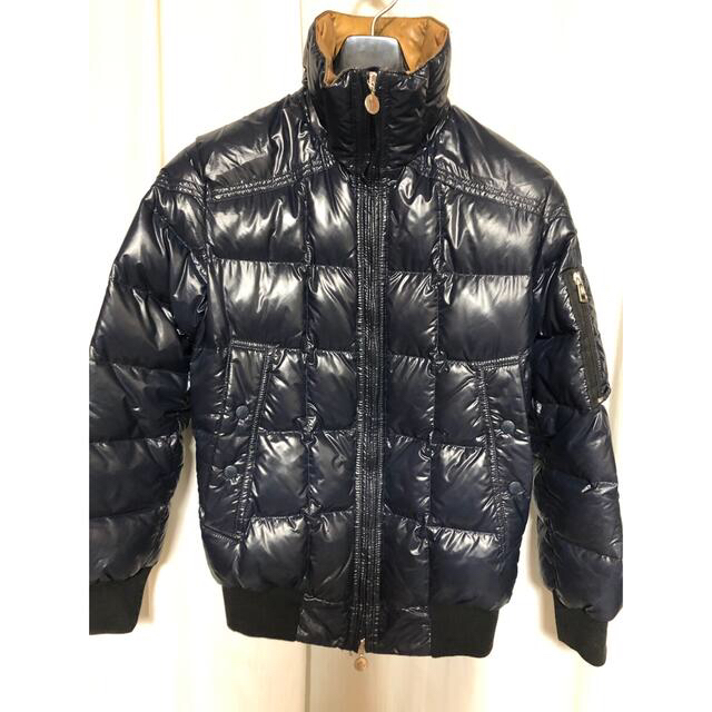 MONCLER(モンクレール)のモンクレール　ダウンジャケット　オーバーン　ネイビー　00 メンズのジャケット/アウター(ダウンジャケット)の商品写真