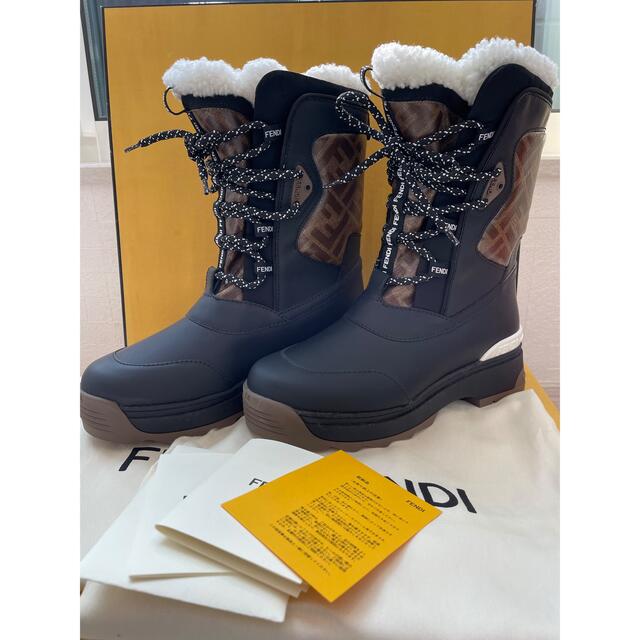 史上最も激安】 FENDI - フェンディ ブーツ スノーブーツ37 ☆新品.未