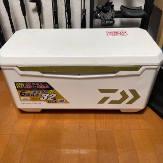 ダイワ(DAIWA)のダイワ　ライトトランクα ZSS3200 クーラーボックス(その他)