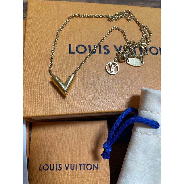 LOUIS VUITTON(ルイヴィトン)のLOUIS VUITTON  ネックレス・エッセンシャルV レディースのアクセサリー(ネックレス)の商品写真