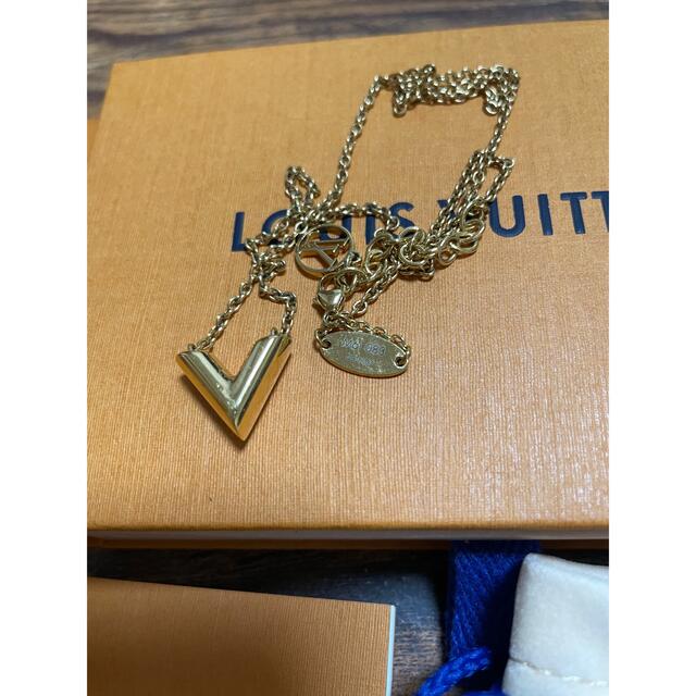 LOUIS VUITTON(ルイヴィトン)のLOUIS VUITTON  ネックレス・エッセンシャルV レディースのアクセサリー(ネックレス)の商品写真