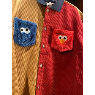 セサミストリート(SESAME STREET)のユニバ USJ  セサミストリート　長袖　シャツ　M タグ付き(キャラクターグッズ)