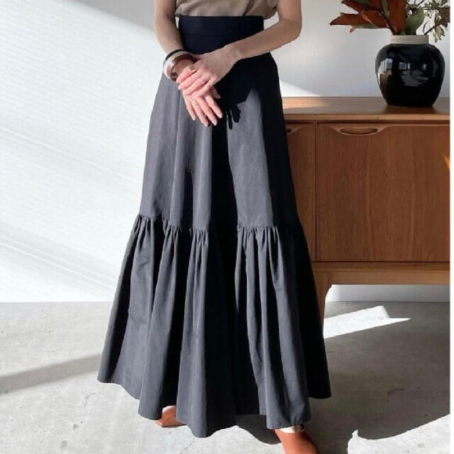 STUDIOUS(ステュディオス)のCLANE ロングスカート レディースのスカート(ロングスカート)の商品写真
