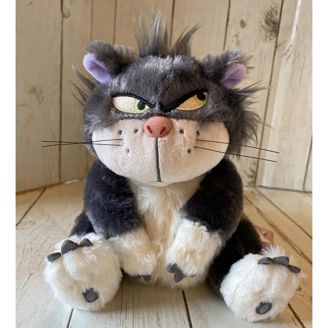 Disney 新品 ディズニー ルシファー ぬいぐるみキーホルダー キーチェーンの通販 By シエル ディズニーならラクマ Disney 新品 ディズニー ルシファー ぬいぐるみキーホルダー キーチェーンの通販 By シエル ディズニーならラクマ