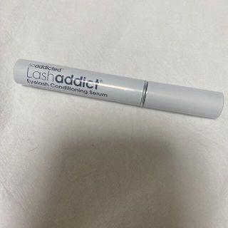 アディクト(ADDICT)のlashaddict まつ毛美容液(まつ毛美容液)