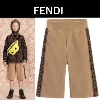 フェンディ(FENDI)のFENDI☆タグ付き未使用 キッズ ベロアハーフパンツ 12Y 150㎝相当(パンツ/スパッツ)