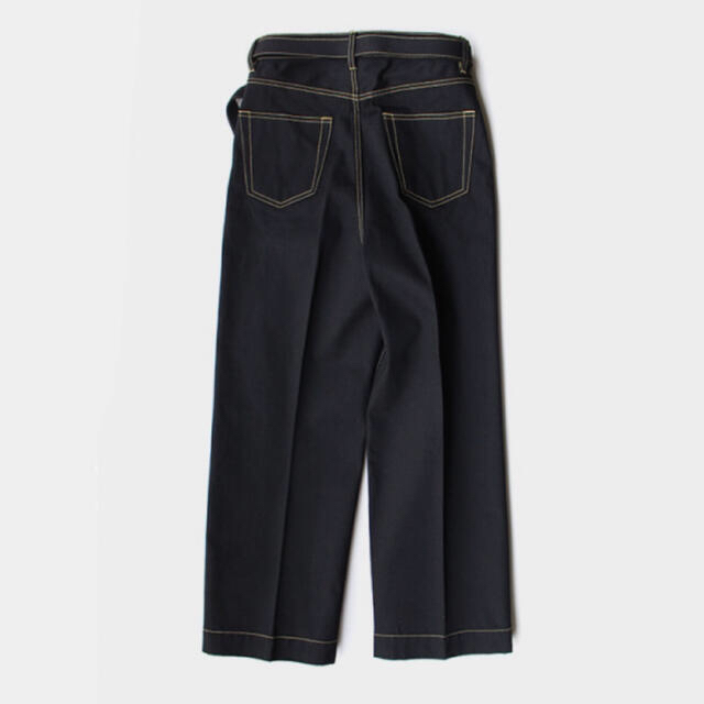 YAECA(ヤエカ)のyass BELTED DENIM TROUSER BLACK - Mens メンズのパンツ(デニム/ジーンズ)の商品写真