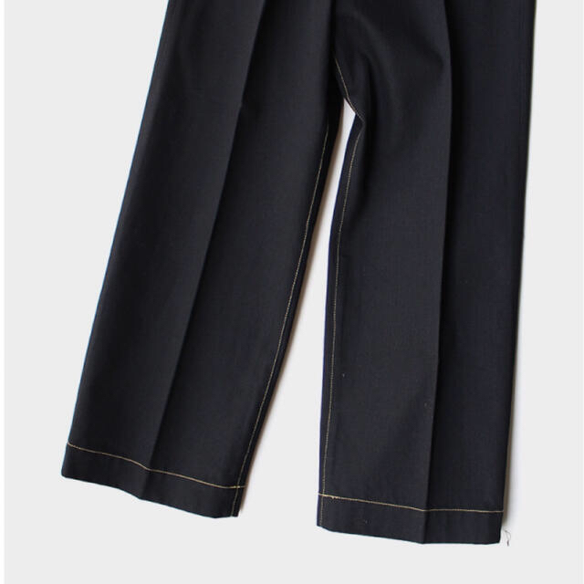 YAECA(ヤエカ)のyass BELTED DENIM TROUSER BLACK - Mens メンズのパンツ(デニム/ジーンズ)の商品写真