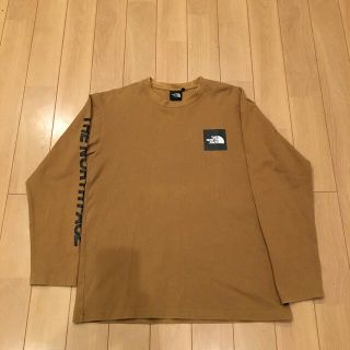 ザノースフェイス(THE NORTH FACE)のノースフェイス　ロンtシャツ ベージュ(Tシャツ/カットソー(七分/長袖))