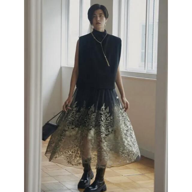 刺繍が可愛い✨AMERI LULA TULLE EMBROIDERY SKIRT