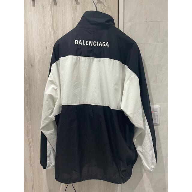 Balenciaga(バレンシアガ)のバレンシアガ　トラックジャケット　確実正規品　46 メンズのジャケット/アウター(ナイロンジャケット)の商品写真