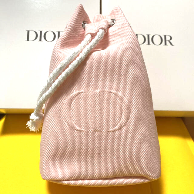 Dior(ディオール)のディオール♡カプチュールトータルノベルティ巾着 レディースのファッション小物(ポーチ)の商品写真