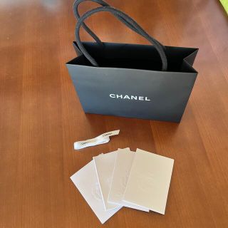 シャネル(CHANEL)のCHANEL  小物用ショップ袋　リボンはビニール加工てでストラップ(ショップ袋)