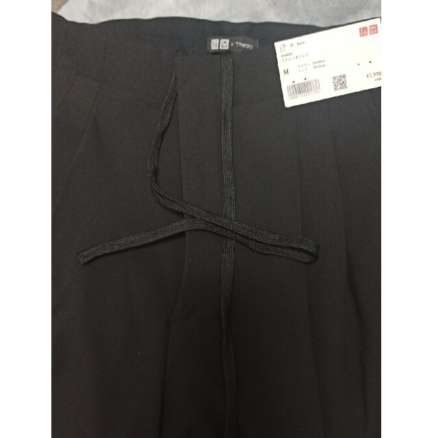 UNIQLO(ユニクロ)の【HITO＊様専用】UNIQLO✕Theory　ストレッチパンツ　Mサイズ レディースのパンツ(その他)の商品写真