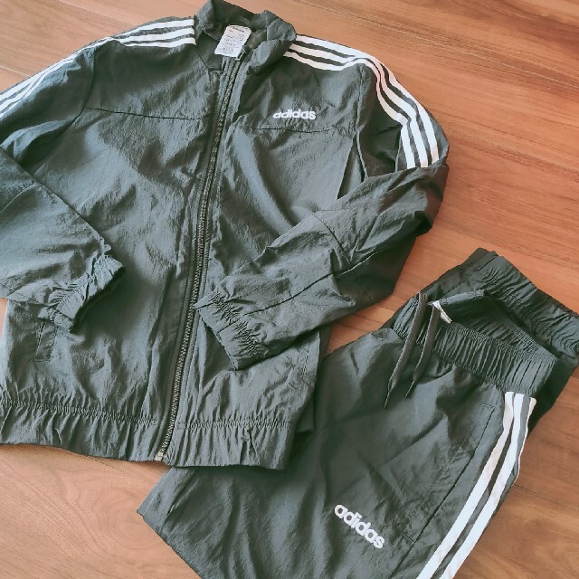 adidas シャカシャカ ナイロン ジャージ-