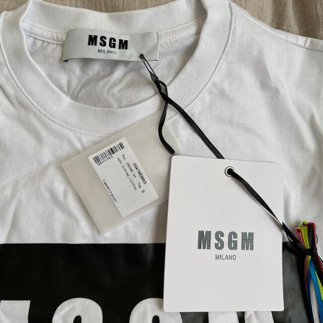 MSGM(エムエスジイエム)の大人気　MSGM Tシャツ　S （男女兼用） メンズのトップス(Tシャツ/カットソー(半袖/袖なし))の商品写真