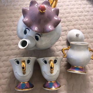 ディズニー(Disney)の最終価格！レア　廃盤　ポッド夫人ティーセット(食器)