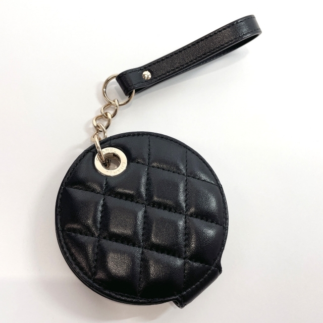 CHANEL(シャネル)のシャネル その他小物 マトラッセ ネームタグ    ブラック レディースのファッション小物(その他)の商品写真