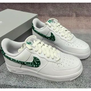 ナイキ(NIKE)の即発送！国内正規品！28.5cm NIKE W AIR FORCE 1(スニーカー)