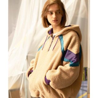 WHO'S WHO gallery - フーズフーギャラリー ボアパーカー の通販 by