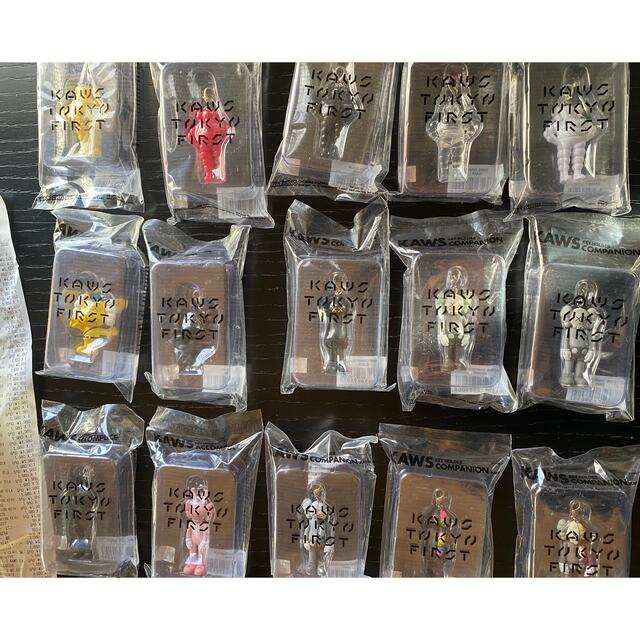 値下げKAWS COMPANION (FLAYED) KEYHOLDER セット