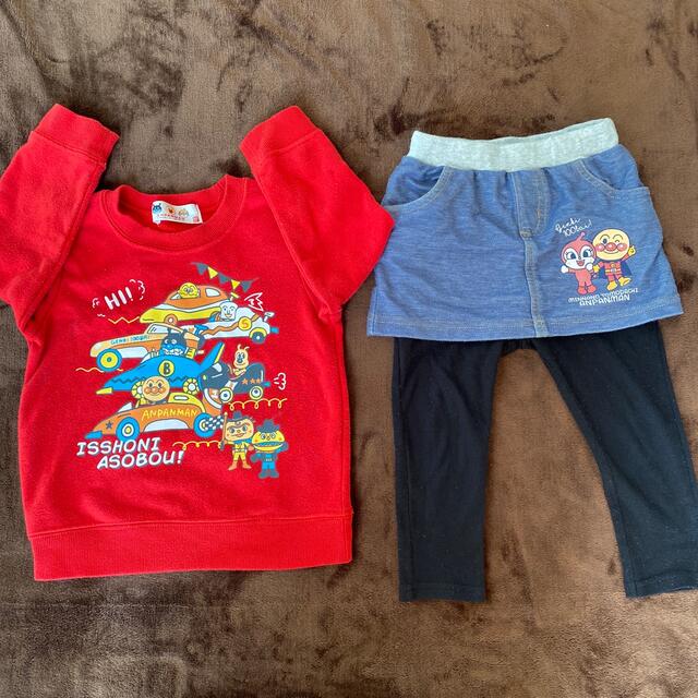 BANDAI(バンダイ)のアンパンマン　上下セット　90 キッズ/ベビー/マタニティのキッズ服女の子用(90cm~)(Tシャツ/カットソー)の商品写真