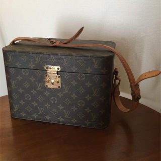 ルイヴィトン(LOUIS VUITTON)のルイヴィトン コスメボックス バニティケース メイクボックス モノグラム(メイクボックス)