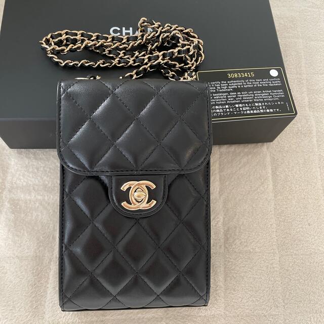 ♥•CHANEL スマホ　ショルダー