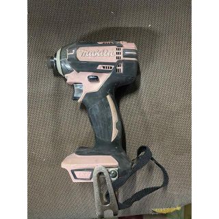 マキタ(Makita)のマキタ　１８VインパクトドライバTD149D本体のみ(工具)