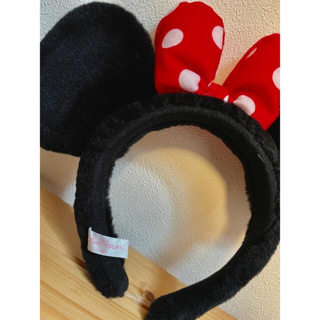 Disney(ディズニー)の【中古品（美品）】ミニーちゃんのカチューシャ レディースのヘアアクセサリー(カチューシャ)の商品写真