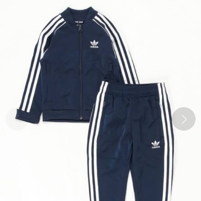 adidas(アディダス)のadidas 100cm キッズ  トラックスーツ セットアップ パーカー キッズ/ベビー/マタニティのキッズ服男の子用(90cm~)(パンツ/スパッツ)の商品写真