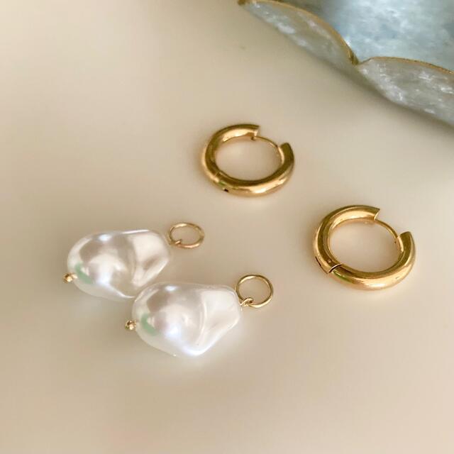 ZARA(ザラ)のnew‼︎ 2way イミテーションパール　フープピアス レディースのアクセサリー(ピアス)の商品写真