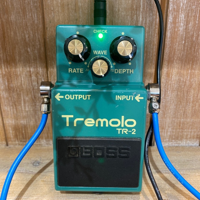 BOSS(ボス)のBOSS TR-2 トレモロ LED緑 楽器のギター(エフェクター)の商品写真