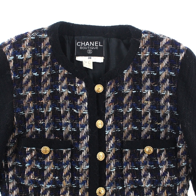 CHANEL(シャネル)のシャネル CHANEL ツイードジャケット スカート スーツ レディースのフォーマル/ドレス(スーツ)の商品写真