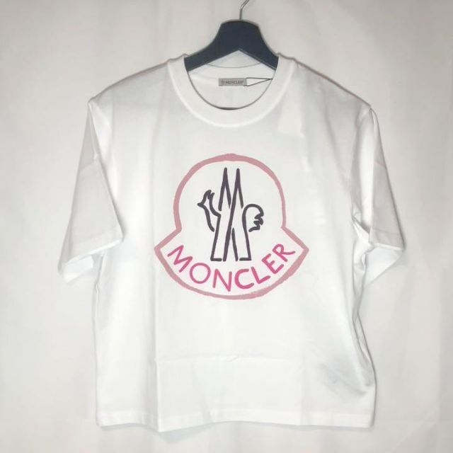 素晴らしい品質 新品未使用 バーバリーの黒Tシャツ2022年夏モデル
