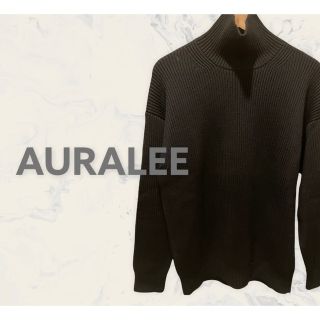 コモリ(COMOLI)のAURALEEスーパーファインウール　リブニット　タートルネック　黒　ブラック(ニット/セーター)