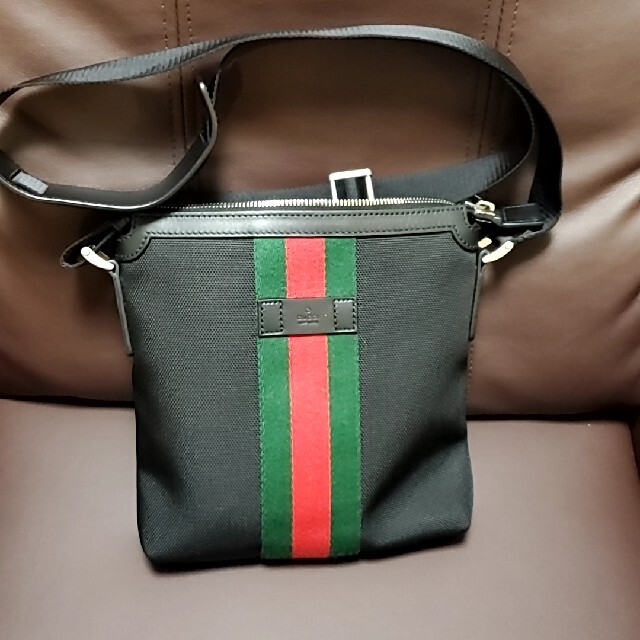 Gucci(グッチ)のGUCCI　ショルダーバッグ メンズのバッグ(ショルダーバッグ)の商品写真