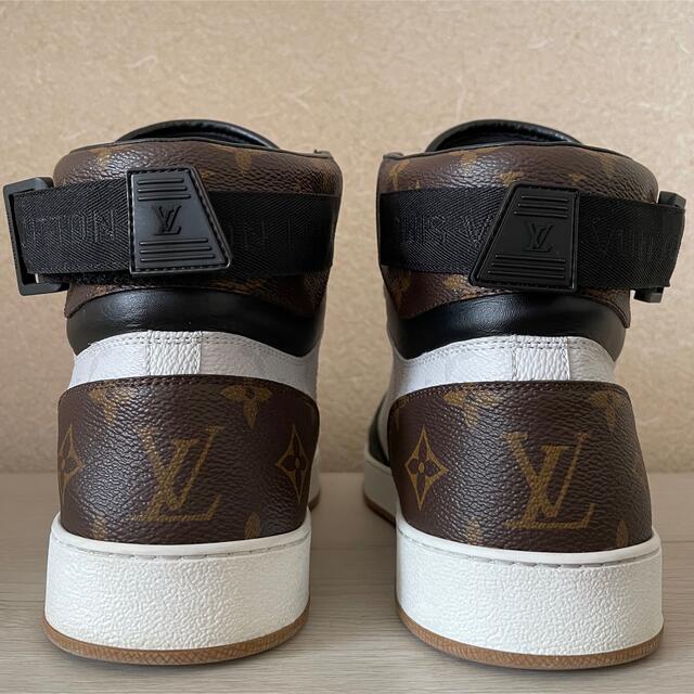 LOUIS VUITTON(ルイヴィトン)のlouisvuitton リヴォリ・ライン スニーカー26.5cm メンズの靴/シューズ(スニーカー)の商品写真