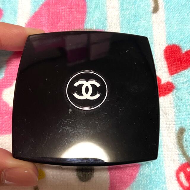 CHANEL(シャネル)のシャネル♡アイシャドウ コスメ/美容のベースメイク/化粧品(アイシャドウ)の商品写真