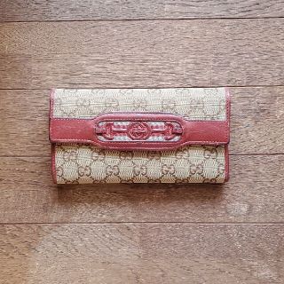 グッチ(Gucci)のGUCCI シグニチャー柄 折り財布(財布)