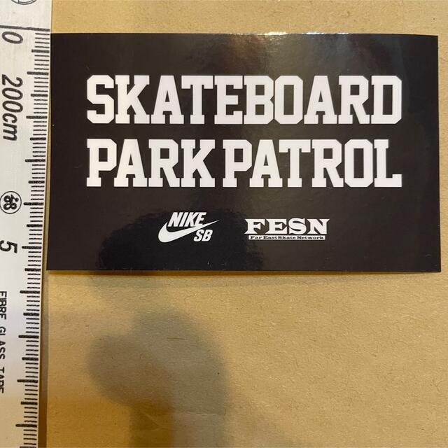 NIKE(ナイキ)のスケートボード非売品ステッカー　NIKESB ナイキSB skateboard スポーツ/アウトドアのスポーツ/アウトドア その他(スケートボード)の商品写真